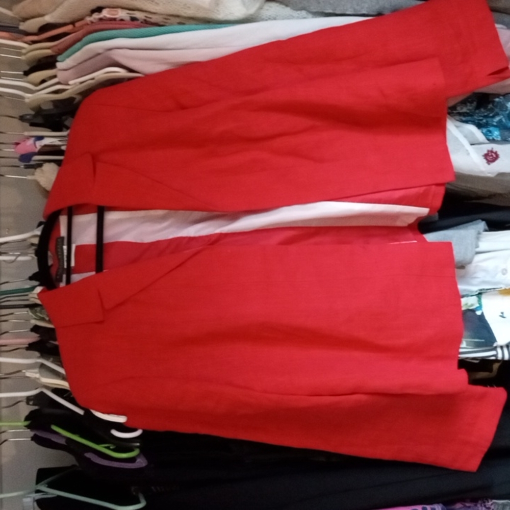 Harve Bernard red blazer